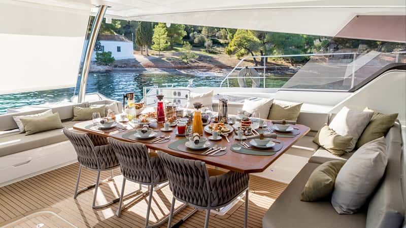 D2 20m motor yacht charter, photo 6