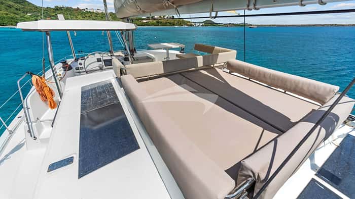 MAH NA MAH NA 13m sailing yacht charter, photo 5