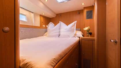 MELLIVORA 19m sailing yacht charter, photo 8