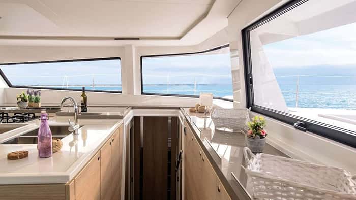 ELYSIAN 17m sailing yacht charter, photo 4