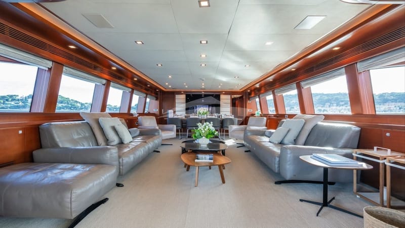 Main saloon