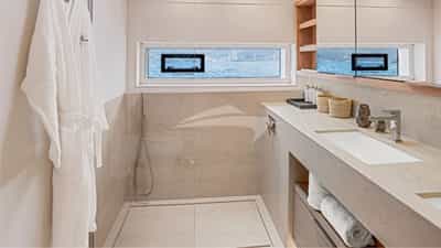 MANE ET NOCTE - Bathroom