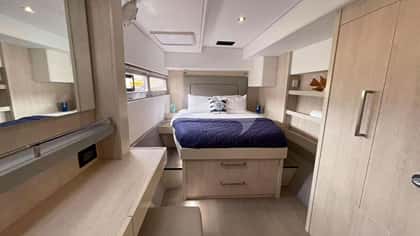 SHIPS & GIGGLES 18m sailing yacht charter, photo 6