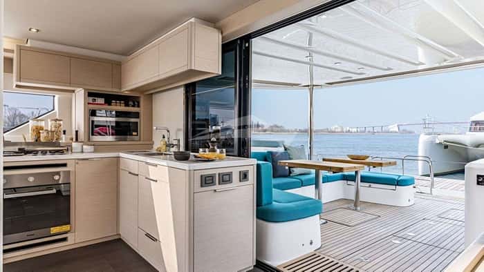 LULU 17m sailing yacht charter, photo 3