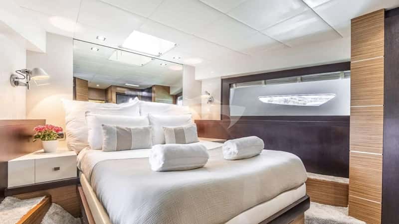 BISCAYNE 23m motor yacht charter, photo 8