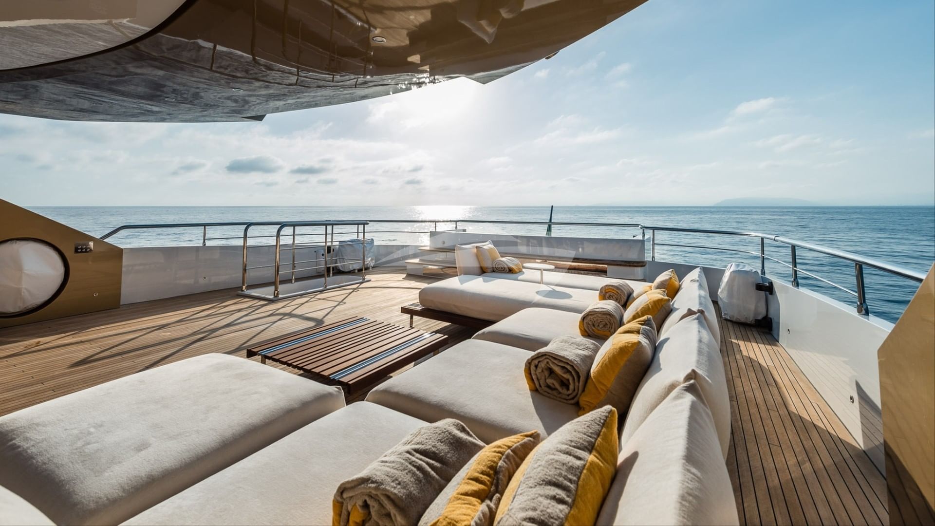 Sun Pads and Loungers