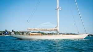 Yacht Charter AURELIUS