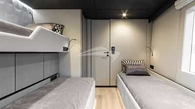 GRAYA triple guest cabin