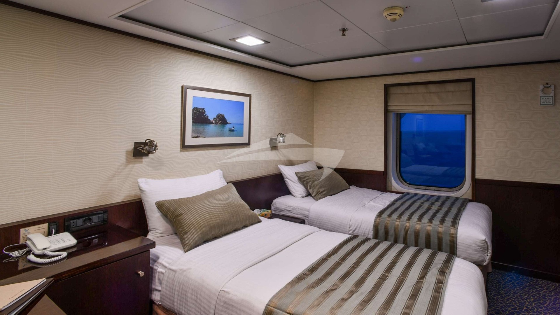 Twin Cabin