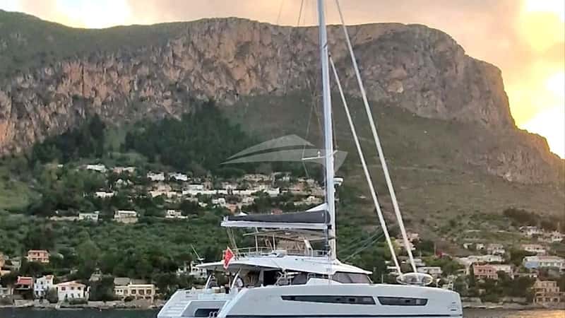 LOOMA 20m sailing yacht charter, photo 6