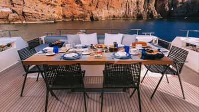 Deck Dining