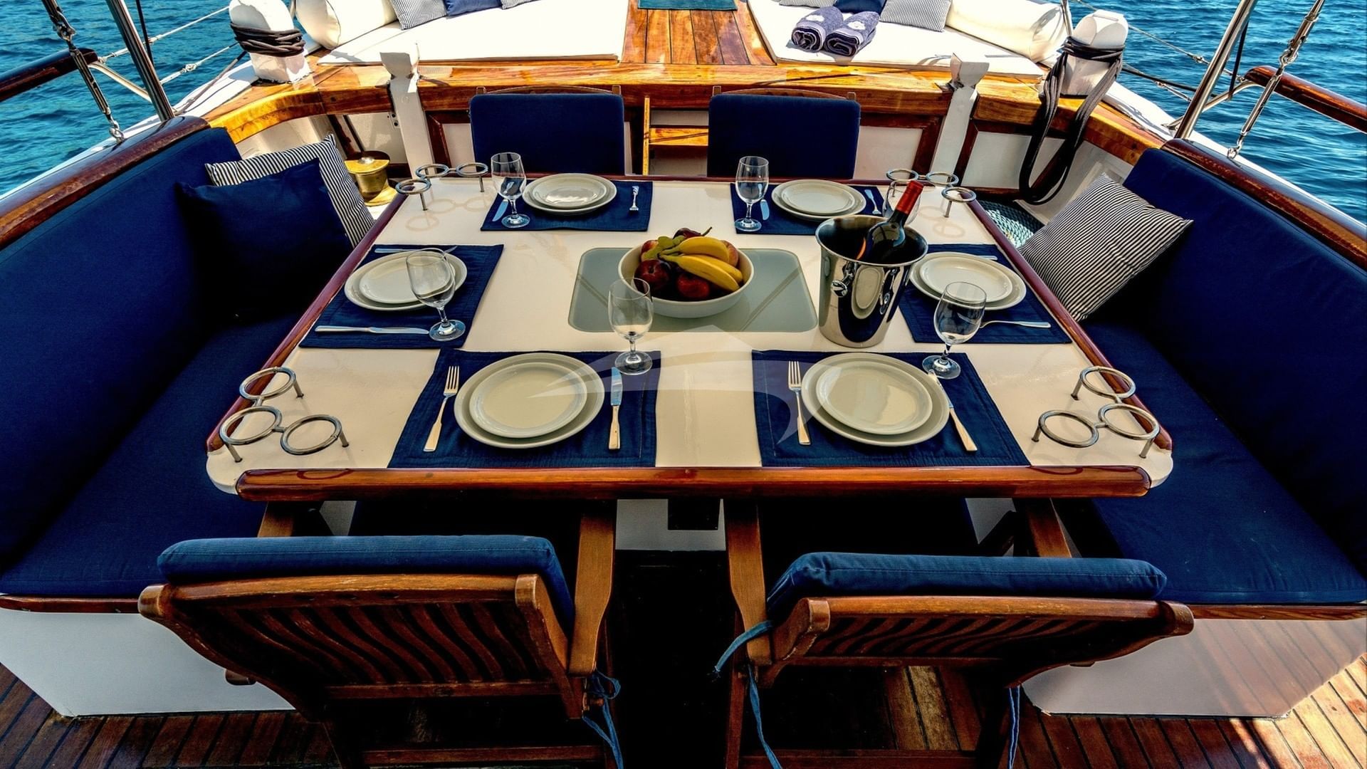 Aft Deck Dining