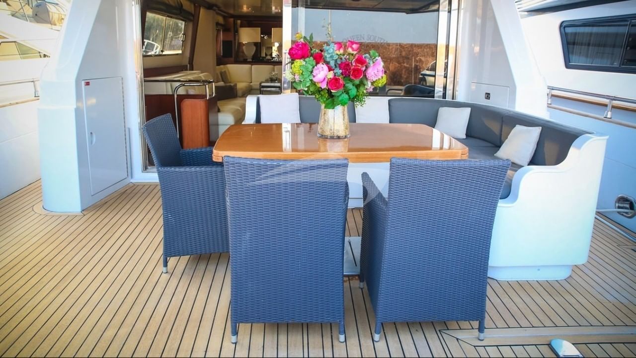 Aft Deck Dining