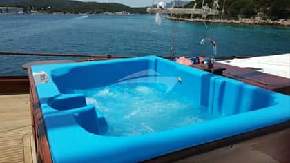 DOLCE VITA 34m sailing yacht charter, photo 8