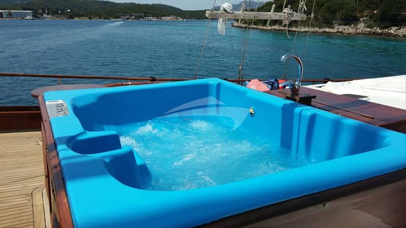 DOLCE VITA 34m sailing yacht charter, photo 8