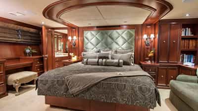 Emerald suite 1