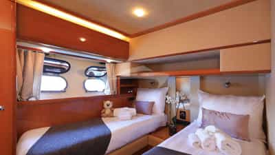 Twin cabin
