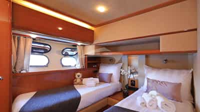 Twin cabin