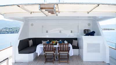 Deck Dining