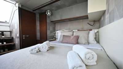 Double Cabin