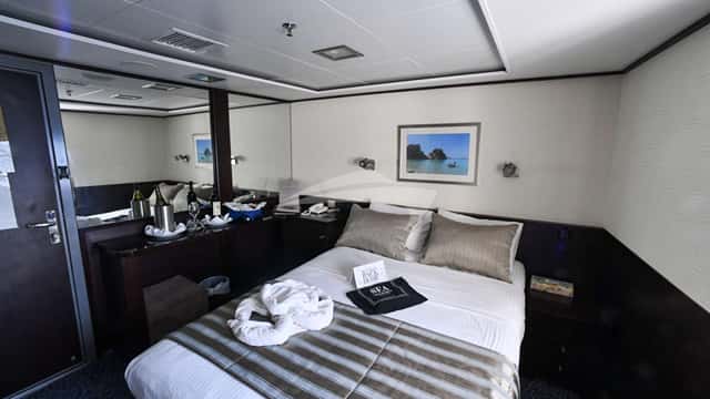 HARMONY V yacht charter photo 4