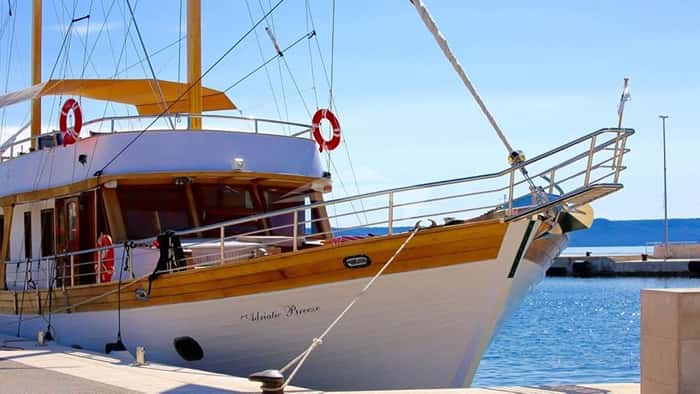 ADRIATIC BREEZE 22m motor yacht charter, photo 2