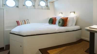 Guest Cabin