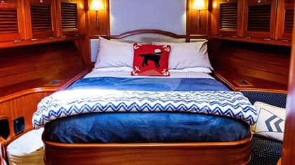 GEM 20m motor yacht charter, photo 11