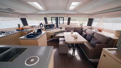 NEW HORIZONS 2 15m sailing yacht charter, photo 10