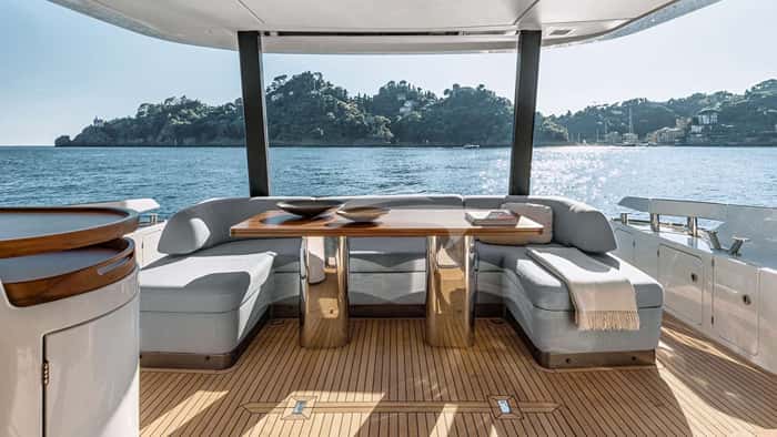 AGLAYA 20m motor yacht charter, photo 5