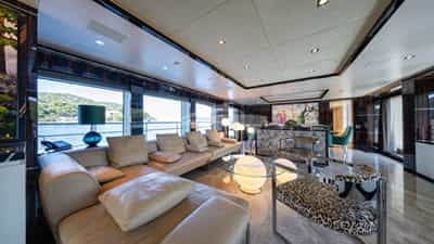 Main saloon