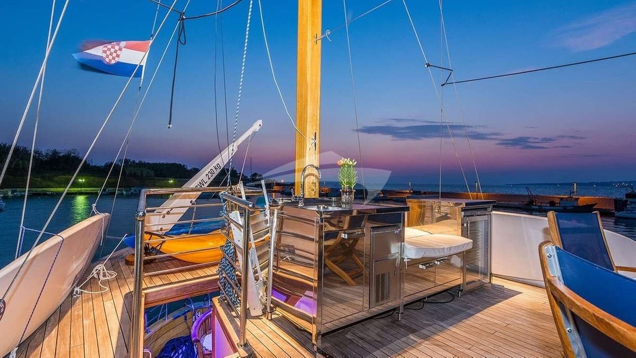 ADRIATIC BREEZE, photo from the yacht portfolio 14