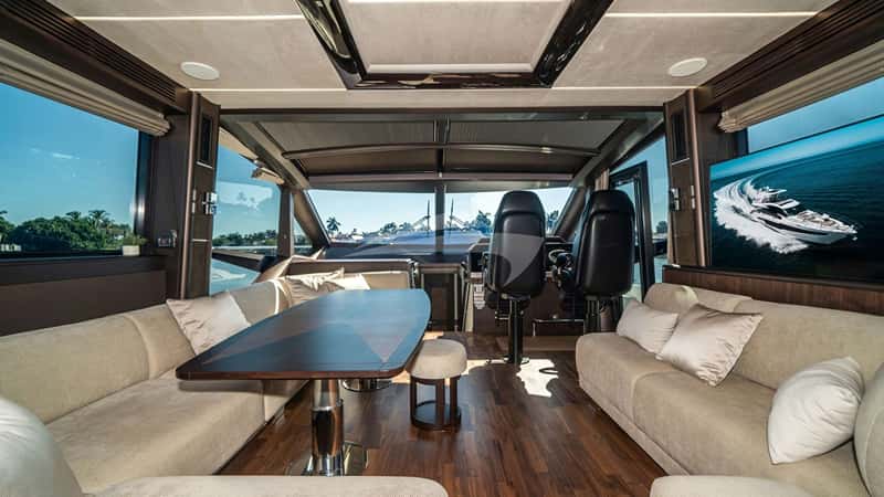 RECORD YEAR 26m motor yacht charter, photo 5