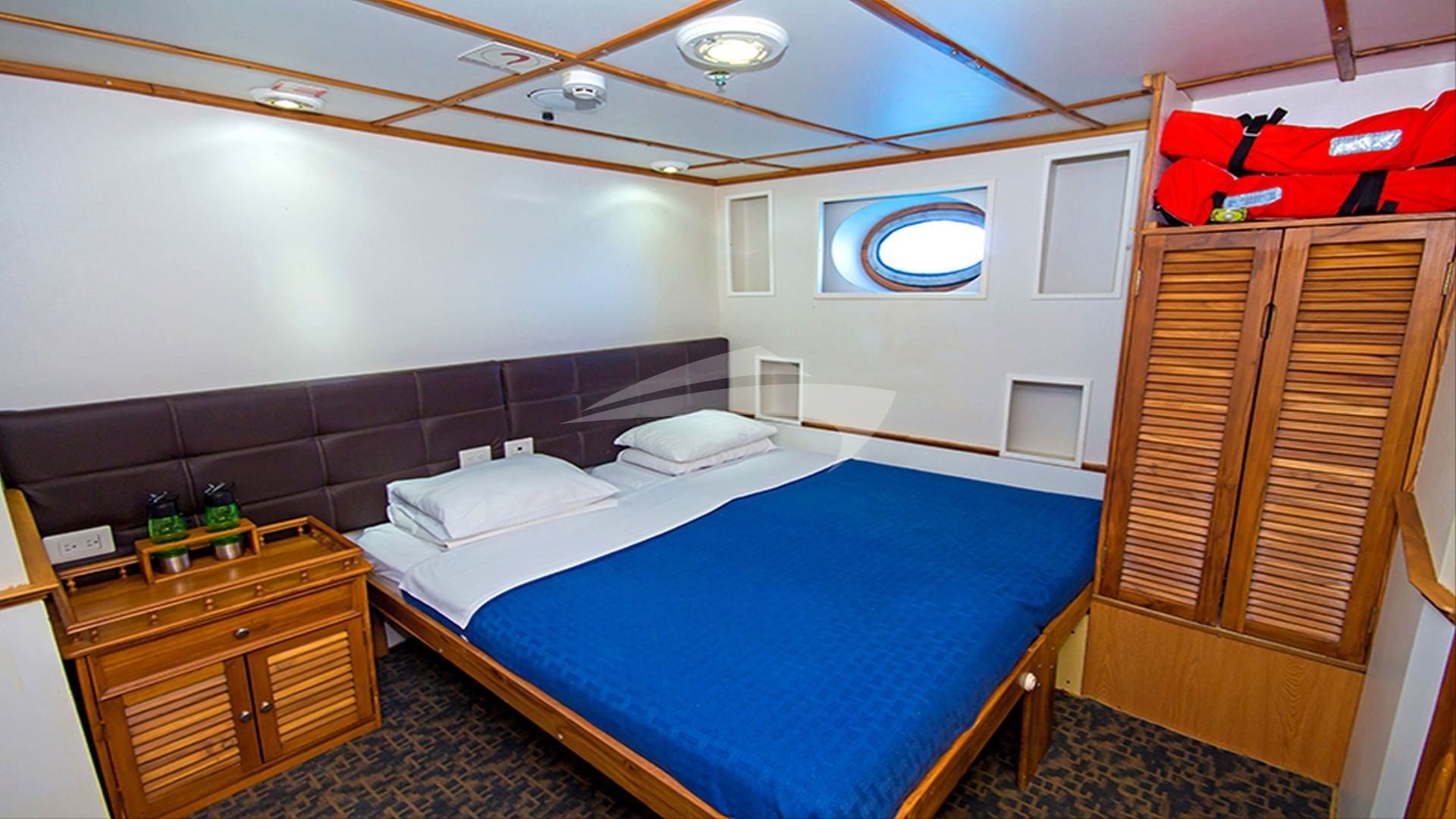 VIP Cabin