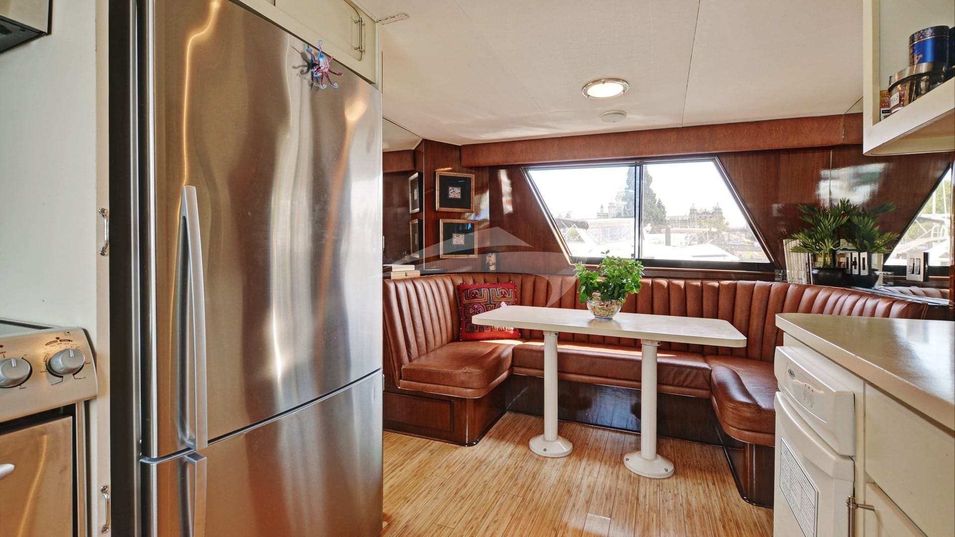 Galley Settee