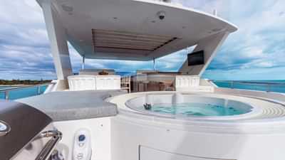 Fly Bridge Hot Tub