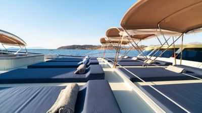 Forward Sunbathing Area