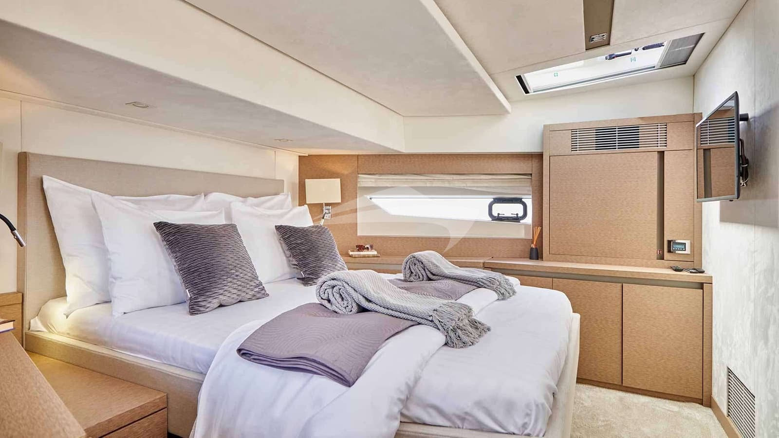 SIMULL, photo from the yacht portfolio 7