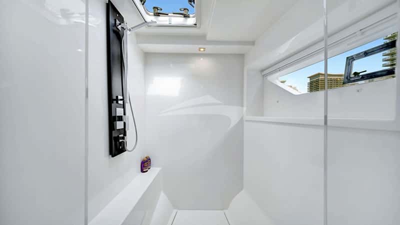 INNER PEACE 16m motor yacht charter, photo 7