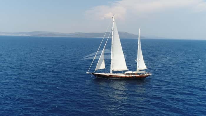 VAY 40m sailing yacht charter, photo 2