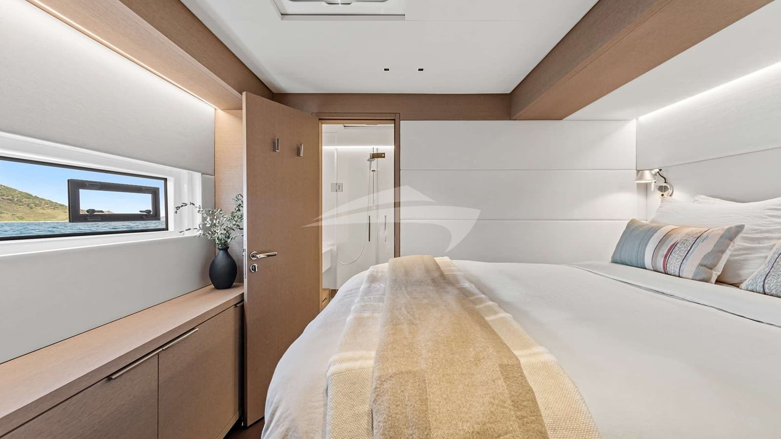 REVERIE, photo from the yacht portfolio 15