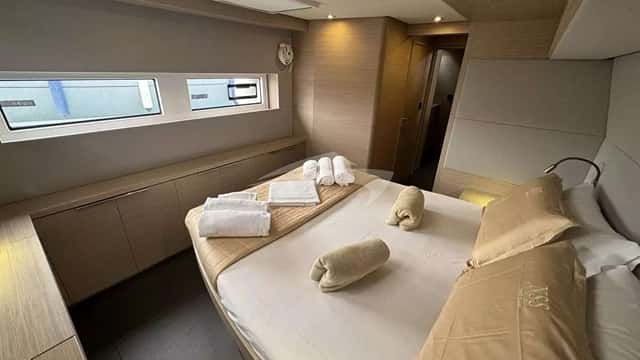 JELLYFISH yacht charter photo 5