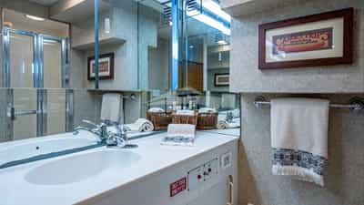 Starboard Guest Bathroom