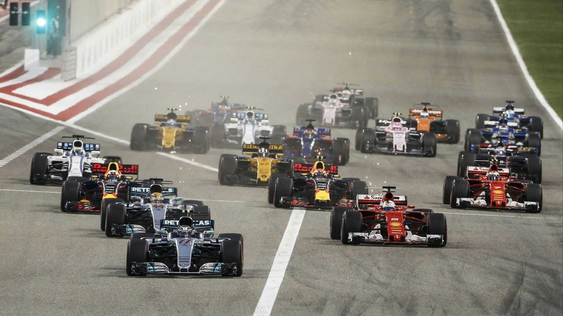 Start of F1 Grand Prix of Bahrain 2017