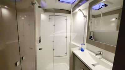 Spacious Bathroom