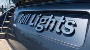 Yacht Charter TAIL LIGHTS