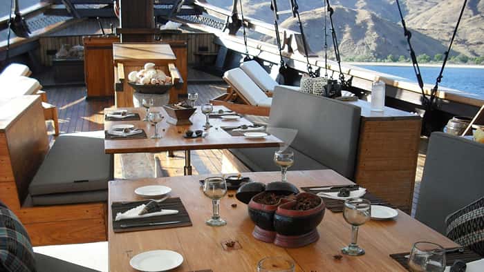 SILOLONA 50m sailing yacht charter, photo 5