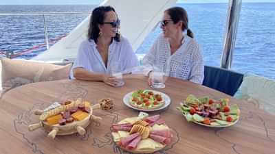 Cockpit dining table