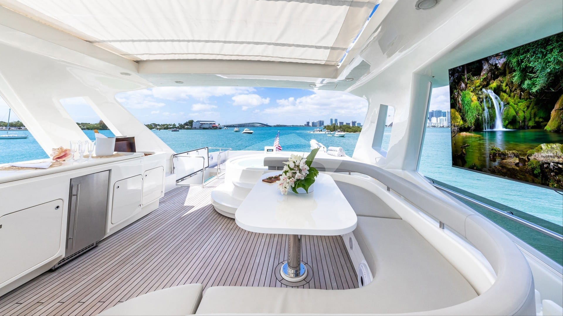 Flybridge Dining and Kitchen