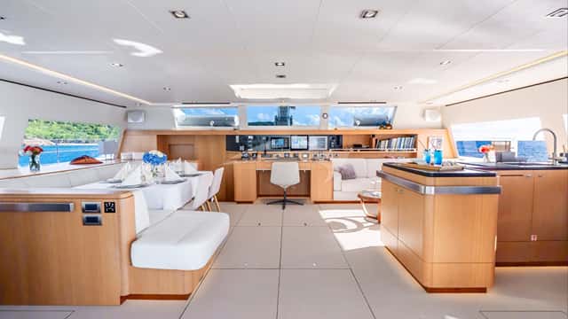 NDS EVOLUTION yacht charter photo 4